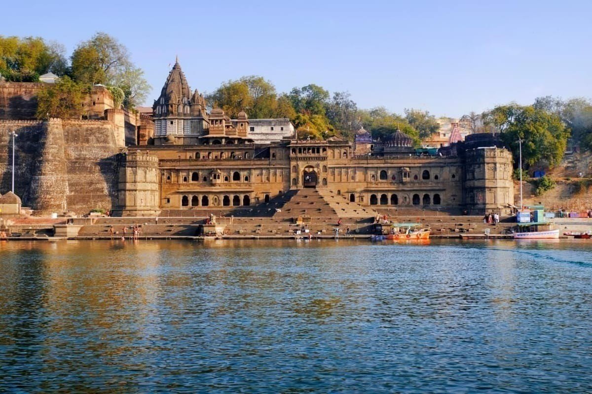 7 Nights and 8 Days - Temple & Heritage plan